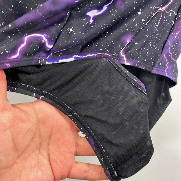 TORRID Black Lightning Streaks Rash Guard Swimsuit size 3X - Picture 4 of 9